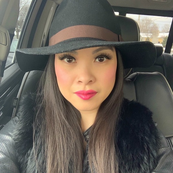 Meet your Posher, Winnie - Picture 1 of 1